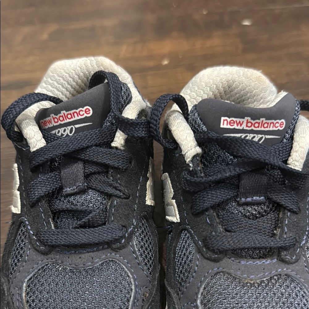 New Balance Kids Sneakers - Navy and Gray - Picture 2 of 8